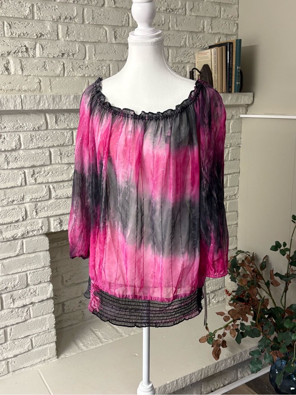 NWT Peter Nygard Antique Fuchsia Pink Off the Shoulder Smocked Blouse Size 14
